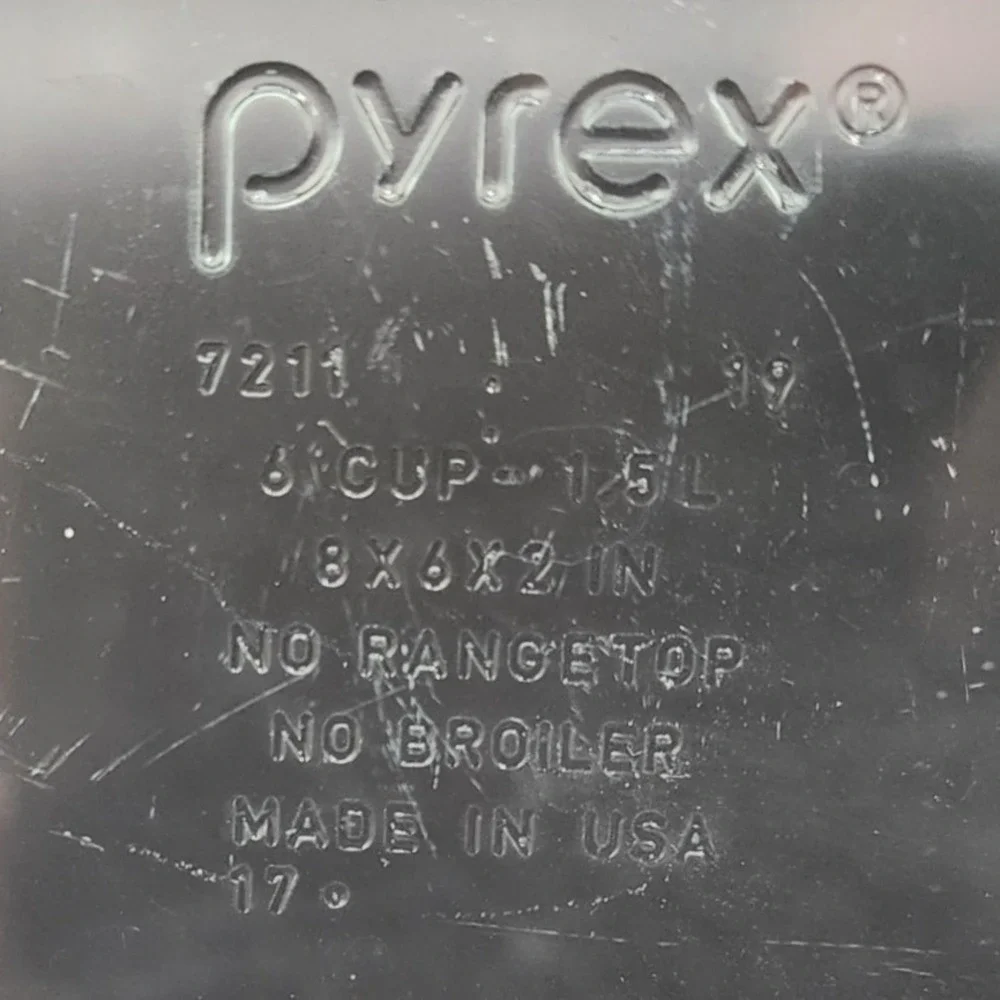 VTG Pyrex 6 Cup 1.5L Clear Glass Rectangular Food Baking Dish 7211 Made in USA